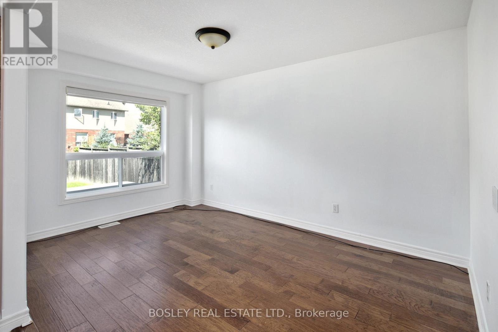 52 Barr Street, Collingwood, Ontario  L9Y 0E6 - Photo 7 - S12390764