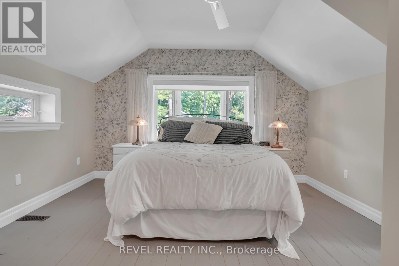 42 Dalton Street, Barrie, Ontario  L4N 1M3 - Photo 21 - S12390867