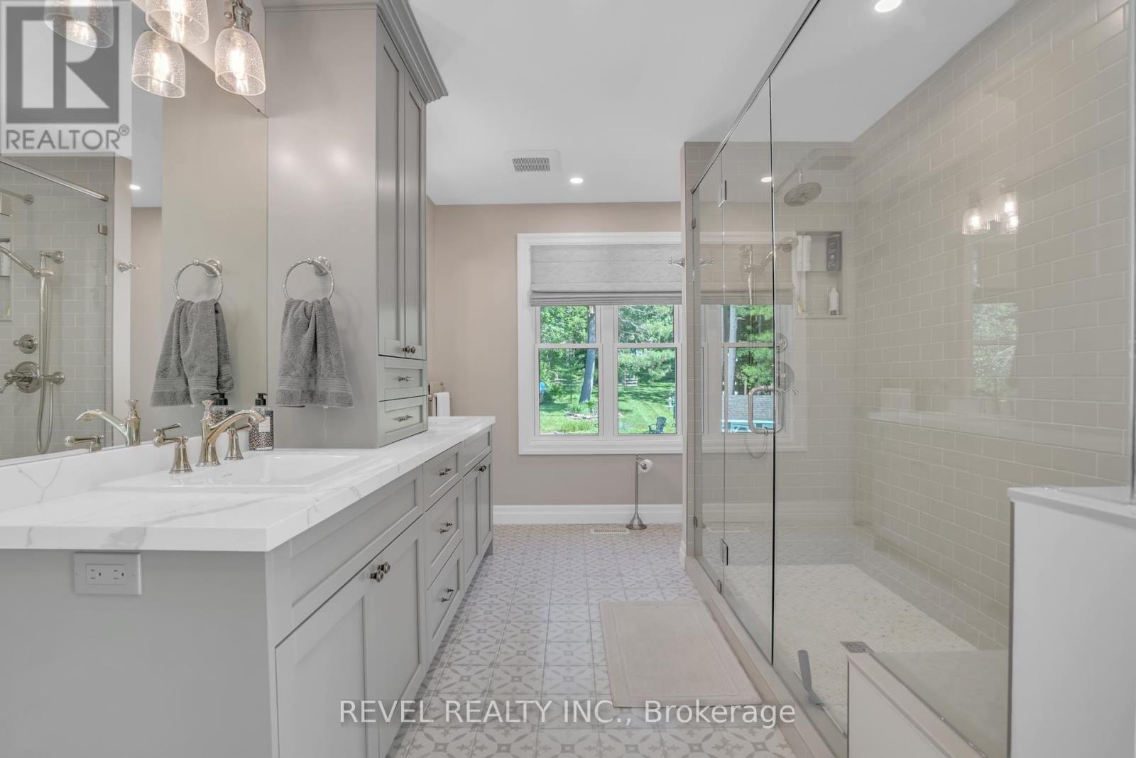 42 Dalton Street, Barrie, Ontario  L4N 1M3 - Photo 23 - S12390867