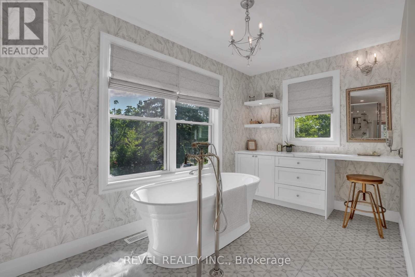 42 Dalton Street, Barrie, Ontario  L4N 1M3 - Photo 25 - S12390867