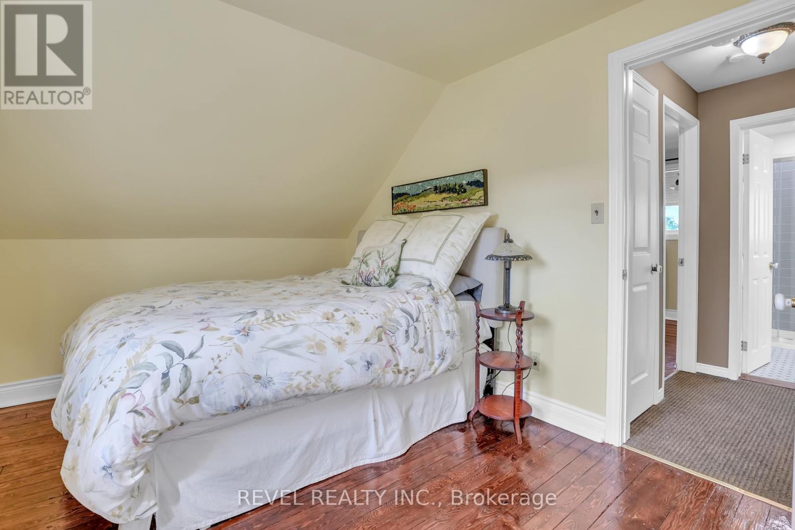 42 Dalton Street, Barrie, Ontario  L4N 1M3 - Photo 27 - S12390867