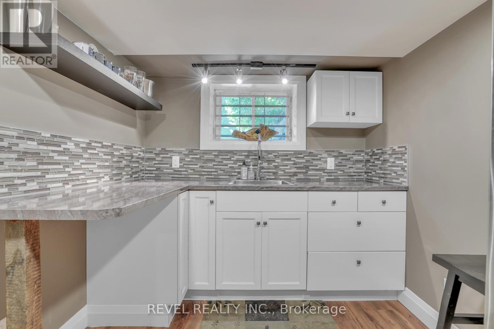 42 Dalton Street, Barrie, Ontario  L4N 1M3 - Photo 34 - S12390867