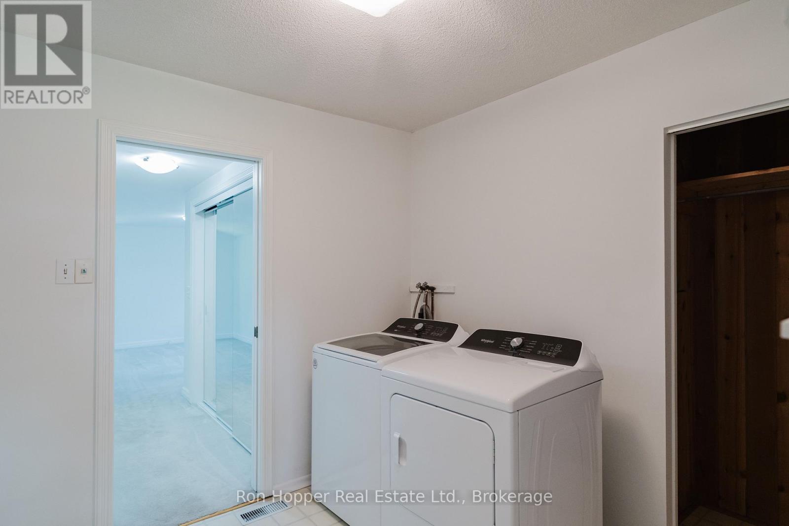 345 6th Avenue E, Owen Sound, Ontario  N4K 2T7 - Photo 14 - X12246466