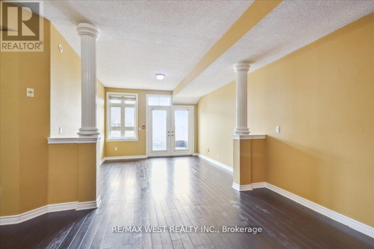 Property at 9 - 9 PINE STREET image 3