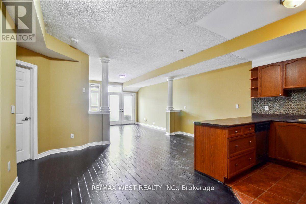 Property at 9 - 9 PINE STREET image 4