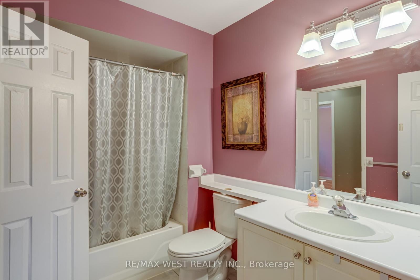 6 Mccreary Trail, Caledon, Ontario  L7E 2C8 - Photo 32 - W12390804