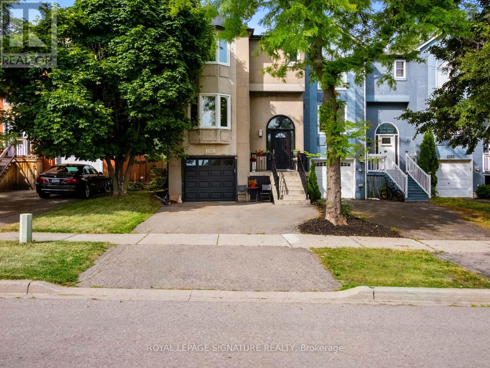 1558 Litchfield Road, Oakville, Ontario  L6H 5P3 - Photo 49 - W12390816