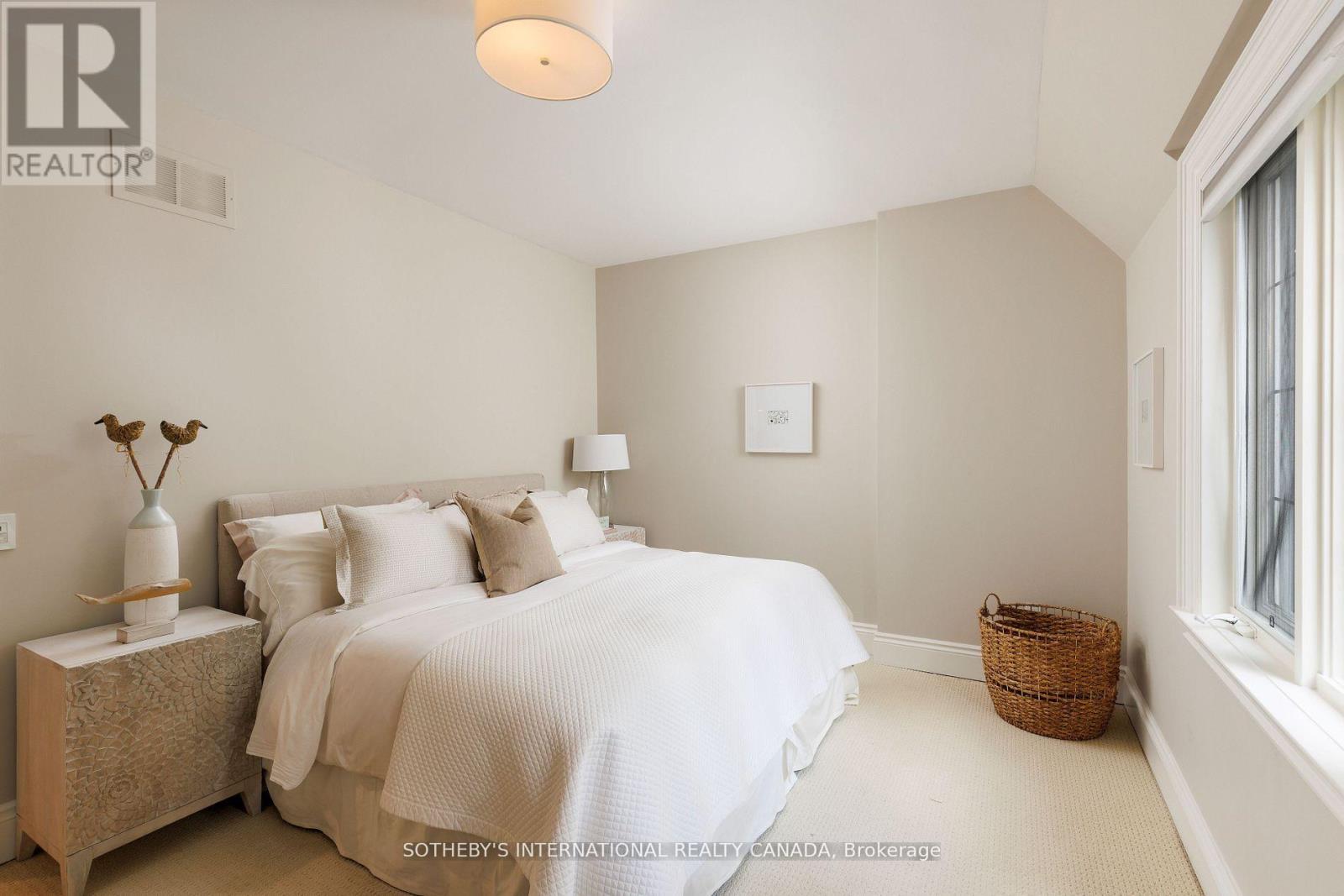 67 Kingsway Crescent, Toronto, Ontario  M8X 2R5 - Photo 28 - W12390855