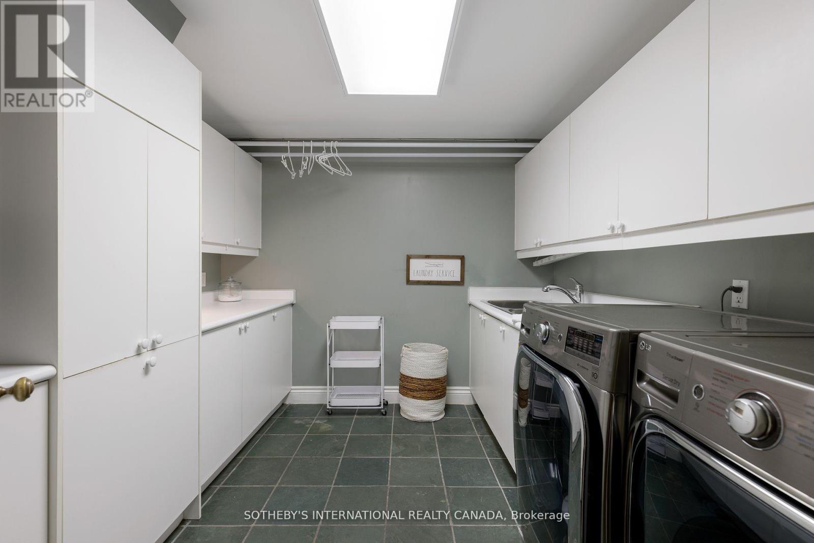 67 Kingsway Crescent, Toronto, Ontario  M8X 2R5 - Photo 43 - W12390855