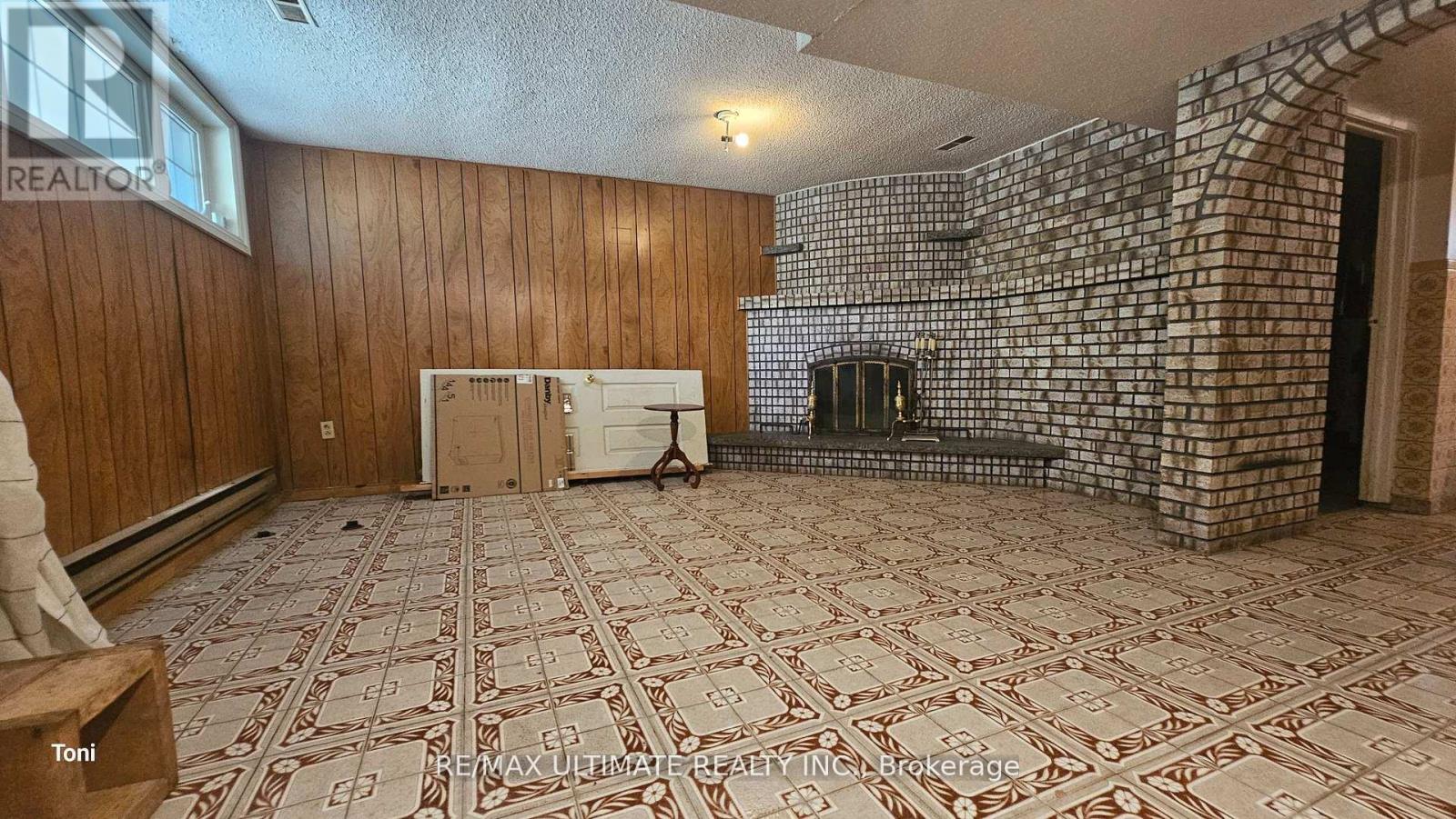 300 Earlscourt Avenue, Toronto, Ontario  M6E 4B8 - Photo 19 - W12390886