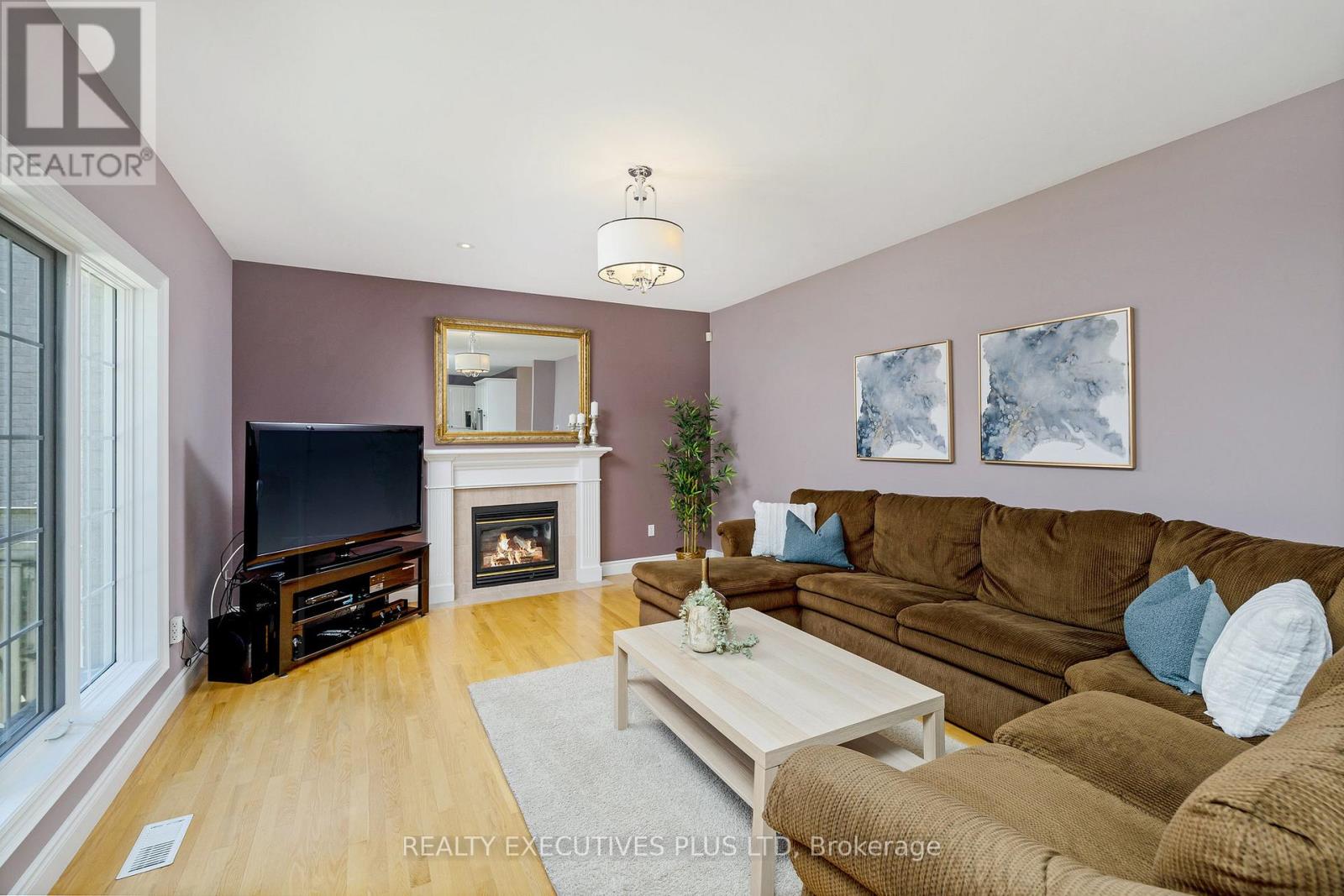 2547 Morrison Avenue, Mississauga, Ontario  L5C 3J6 - Photo 11 - W12390890