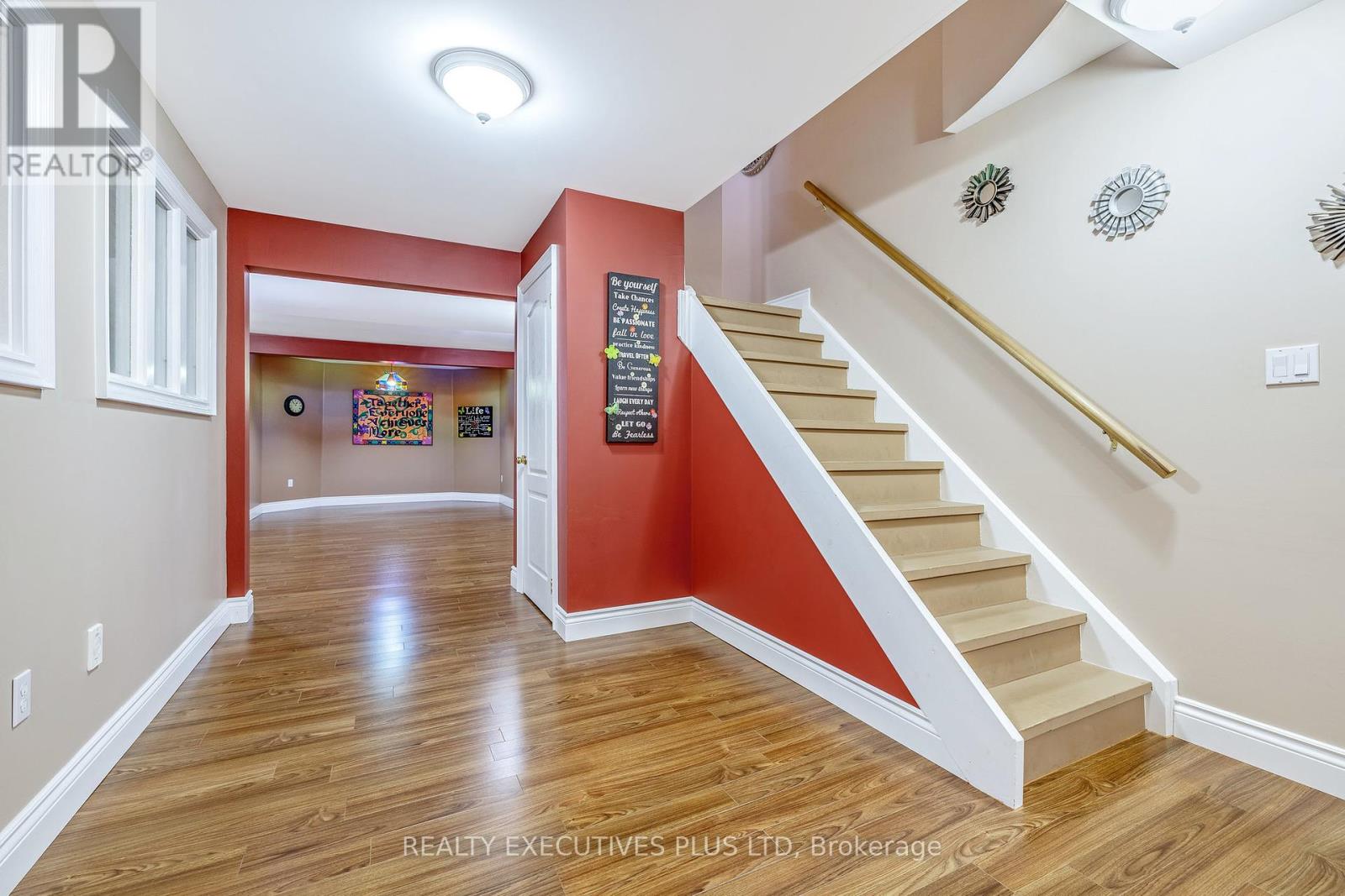 2547 Morrison Avenue, Mississauga, Ontario  L5C 3J6 - Photo 33 - W12390890