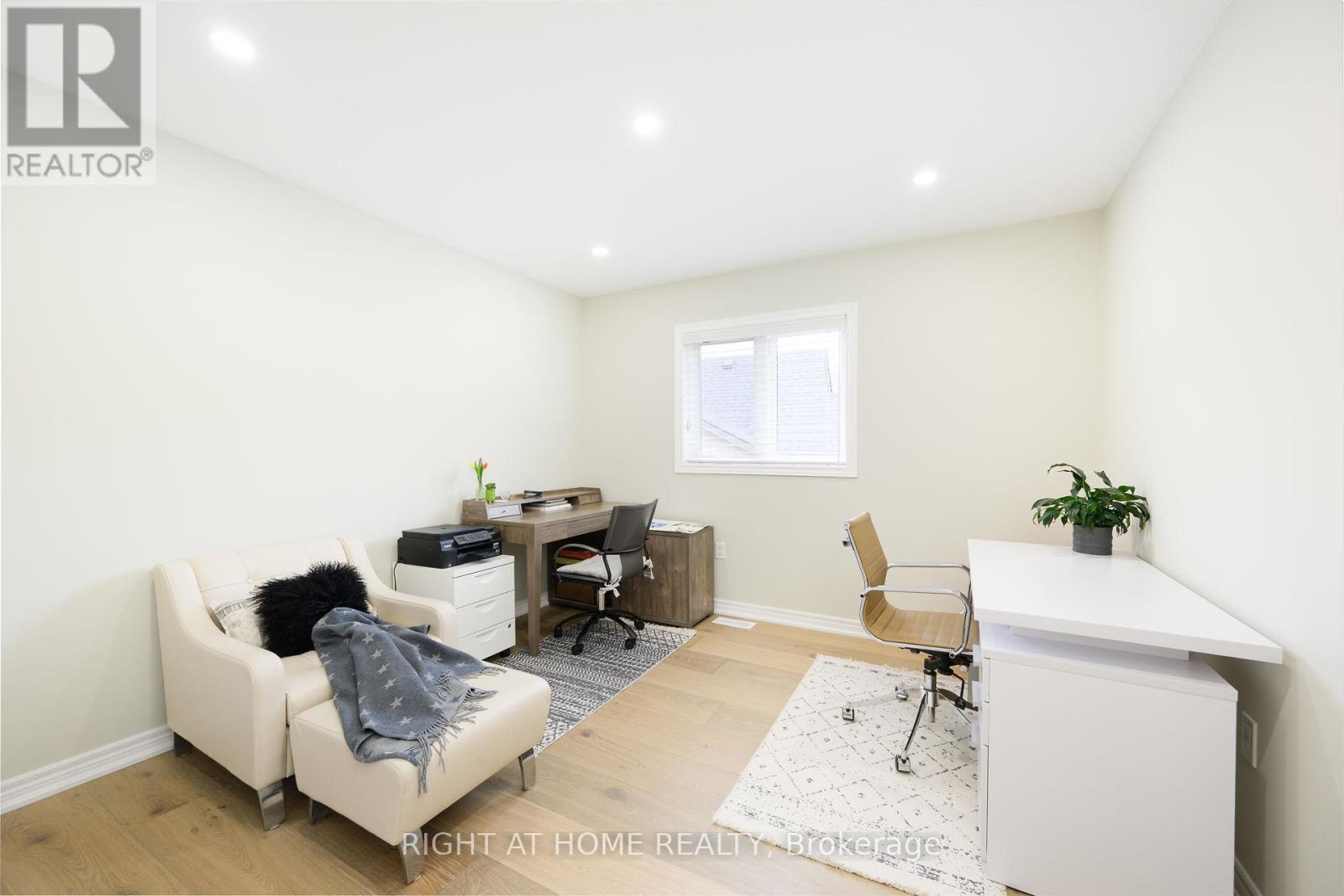 9 - 270 Main Street W, Grimsby, Ontario  L3M 0B3 - Photo 31 - X12390900