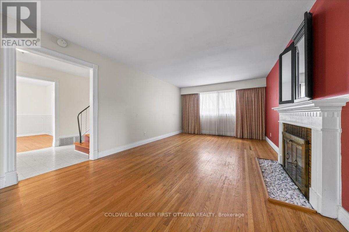 2326 Harding Road, Ottawa, Ontario  K1G 3B9 - Photo 30 - X12359814