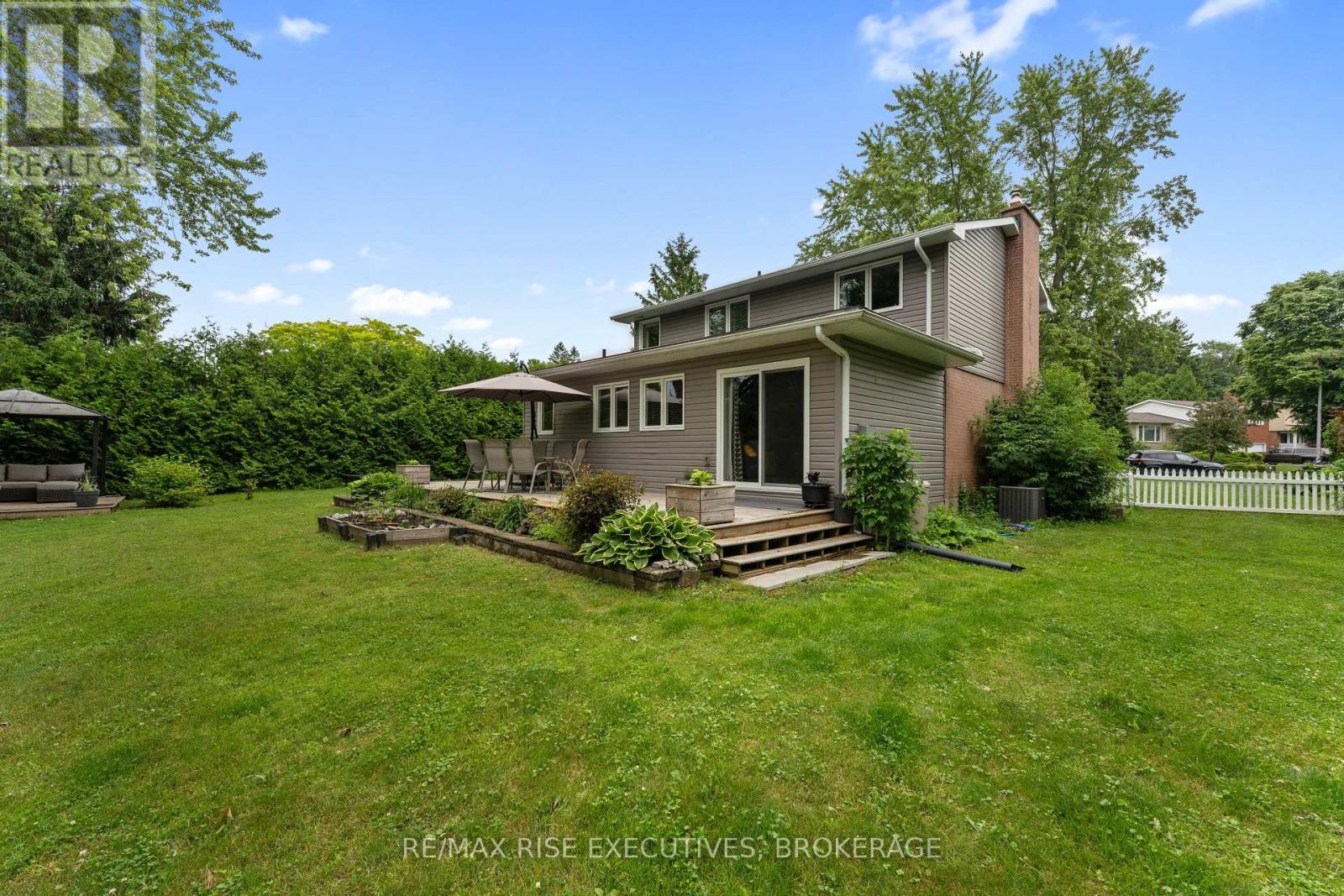 115 Fairway Hill Crescent, Kingston, Ontario  K7M 2B5 - Photo 44 - X12391051