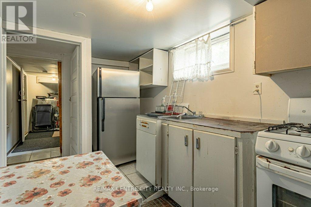 203 Rectory Street, London East, Ontario  N5Z 2A6 - Photo 25 - X12391115