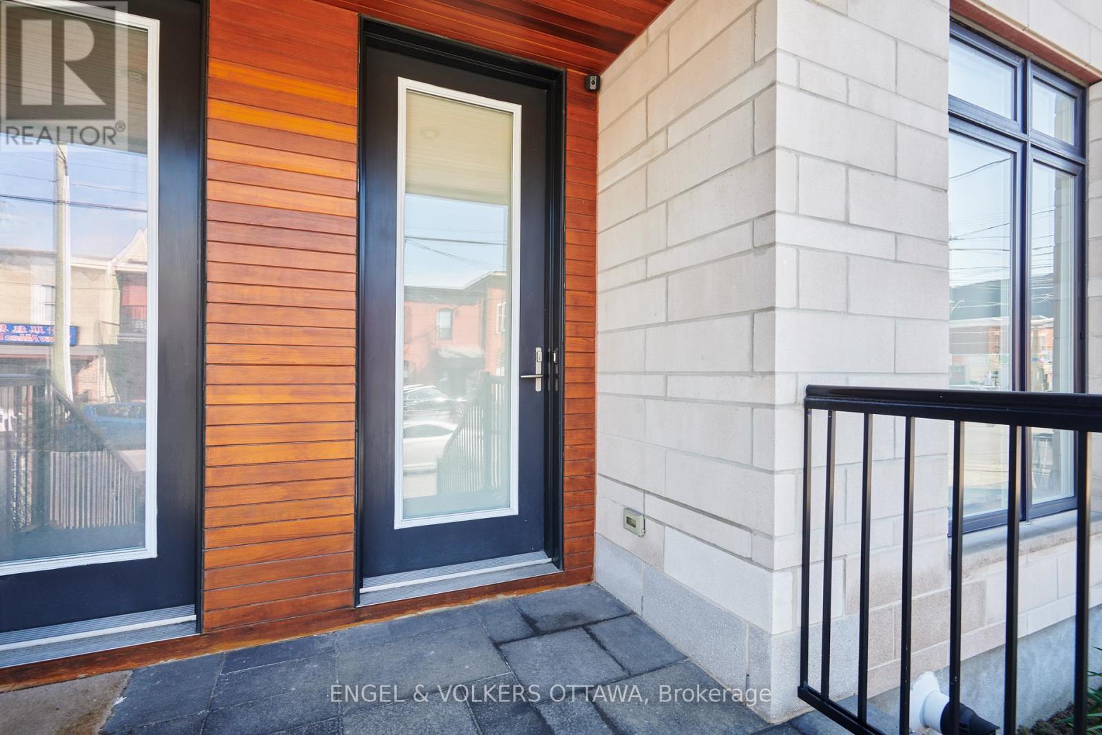 Property at 353E BOOTH STREET image 4