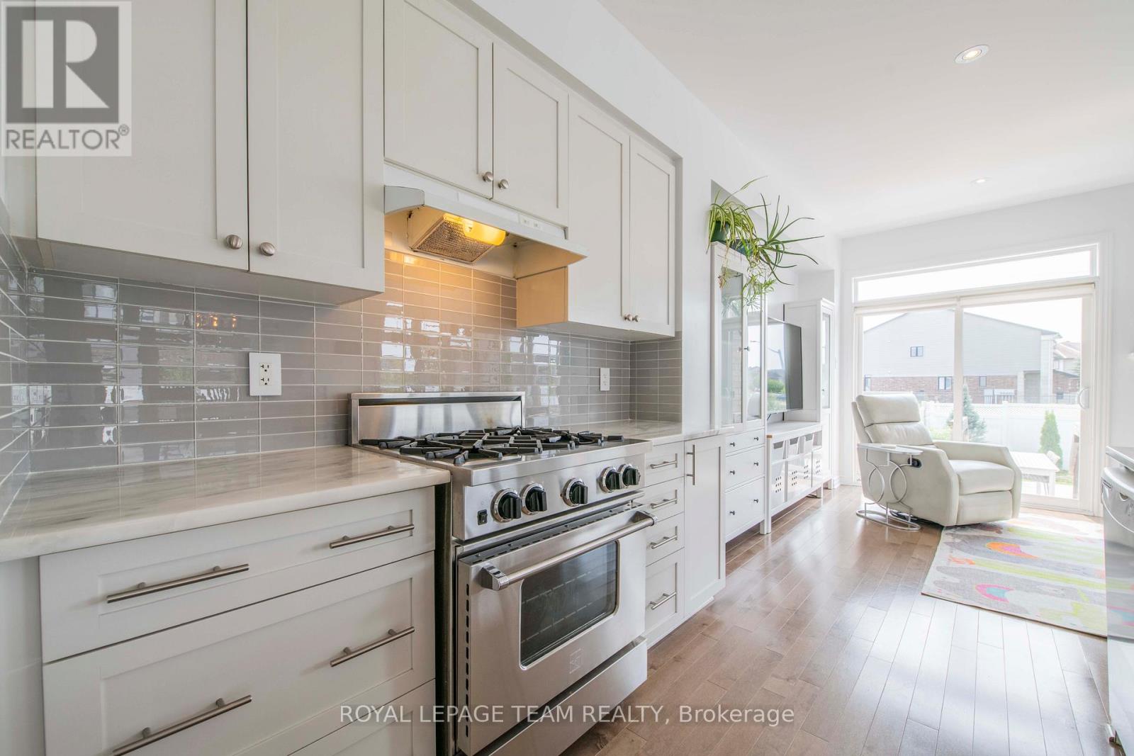 500 Grand Tully Way, Ottawa, Ontario  K1V 2M9 - Photo 9 - X12391108