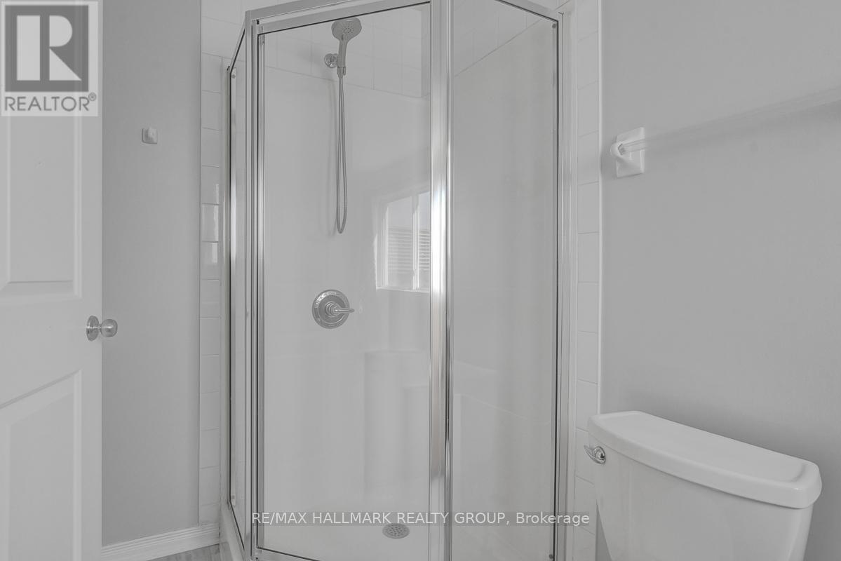 553 Burleigh Private, Ottawa, Ontario  K1J 1J9 - Photo 21 - X12391141