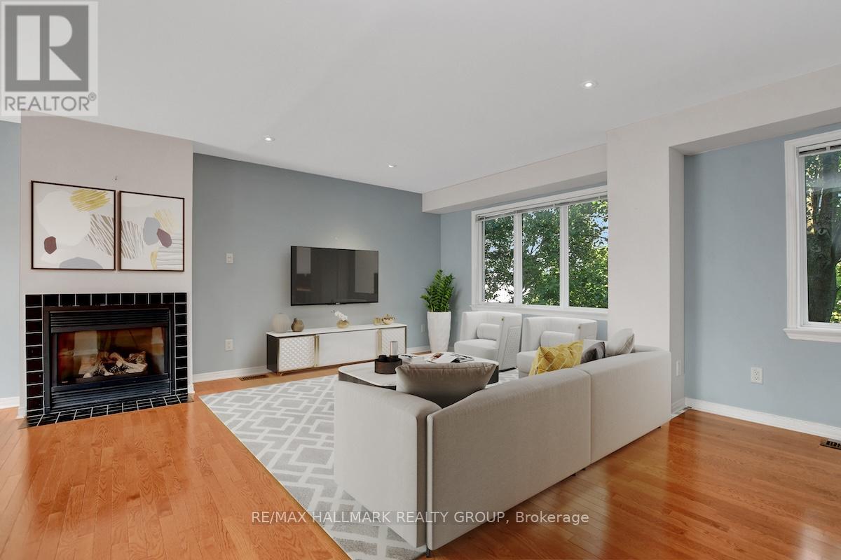 553 Burleigh Private, Ottawa, Ontario  K1J 1J9 - Photo 6 - X12391141