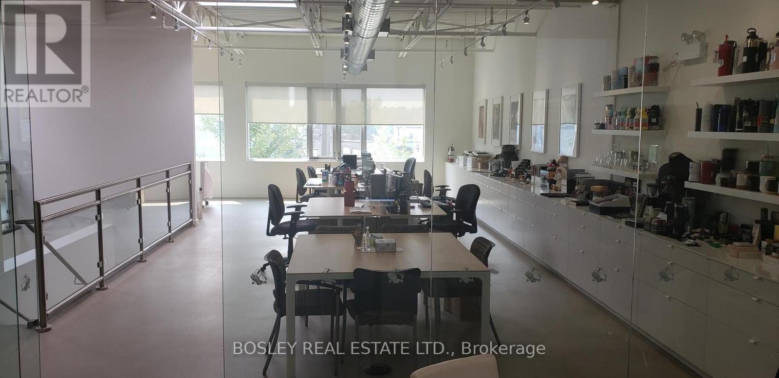 206 - 41 Industrial Street, Toronto, Ontario  M4G 1Z2 - Photo 3 - C12391003