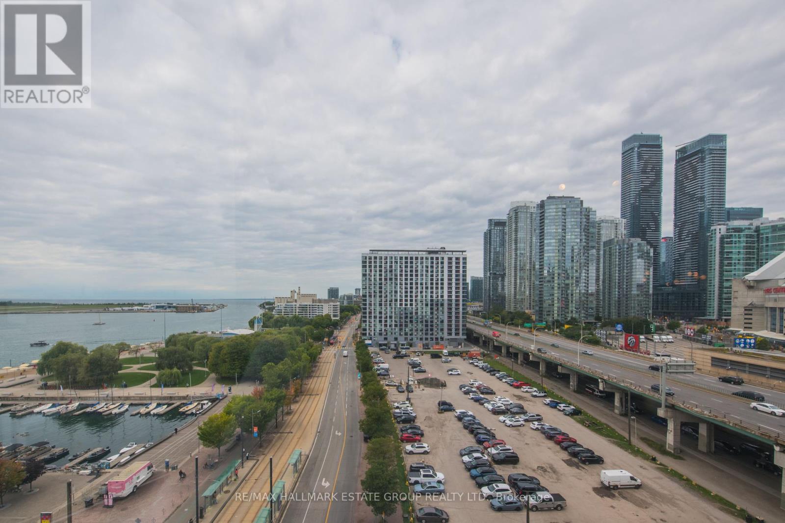 1102 - 270 Queens Quay W, Toronto (Waterfront Communities), Ontario  M5J 2N4 - Photo 24 - C12391030