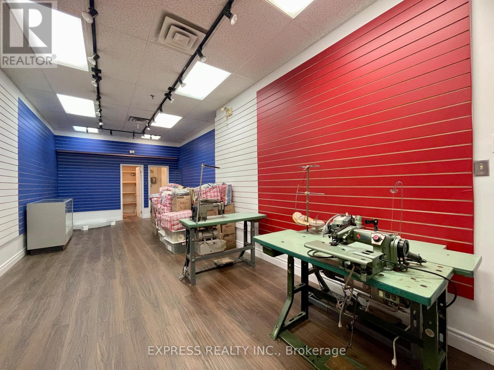 4 - 670 Hwy 7 E, Richmond Hill, Ontario  L4B 3P2 - Photo 5 - N12388331