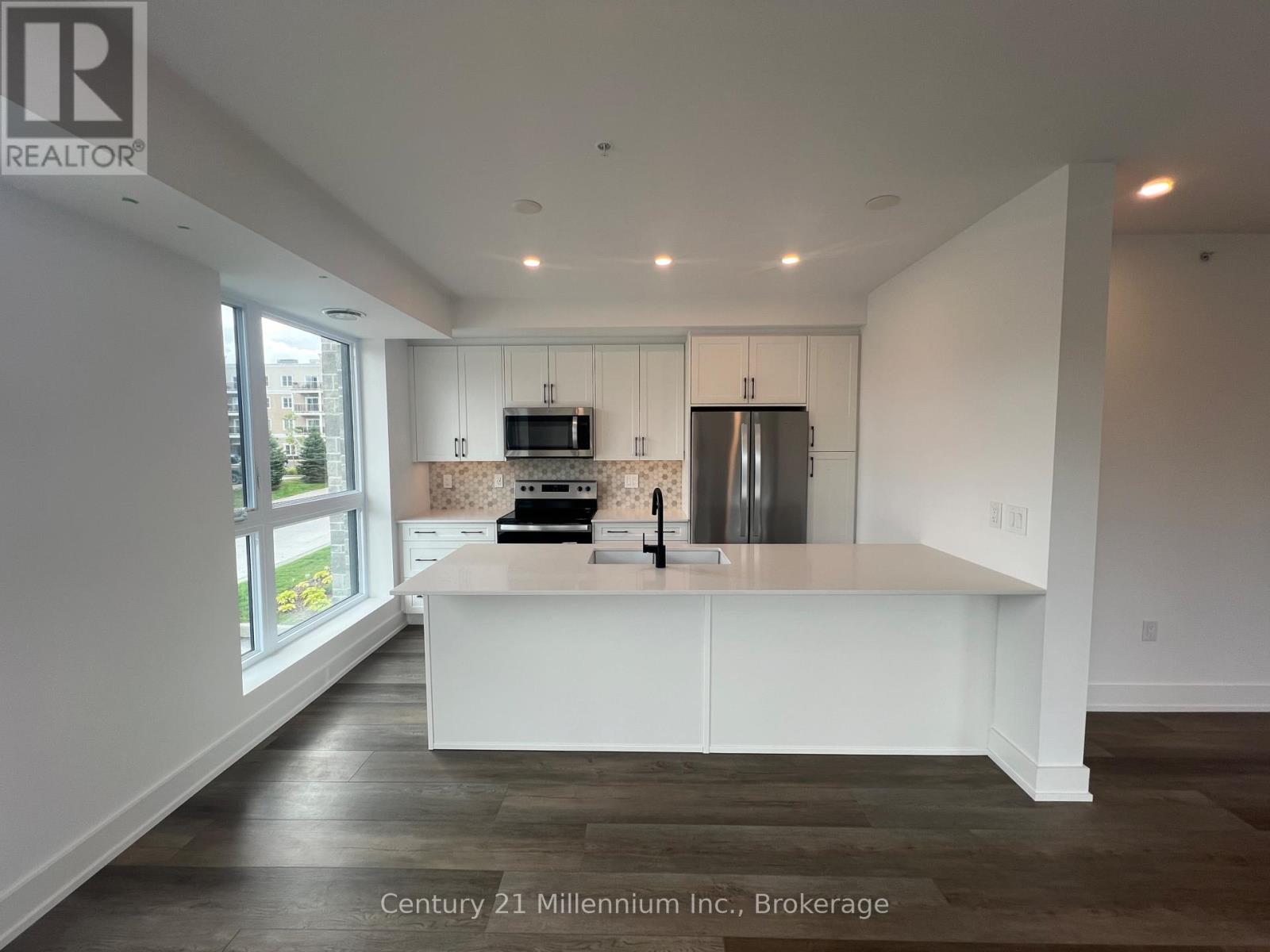 122 - 4 Kimberly Lane, Collingwood, Ontario  L9Y 5B4 - Photo 3 - S12391153