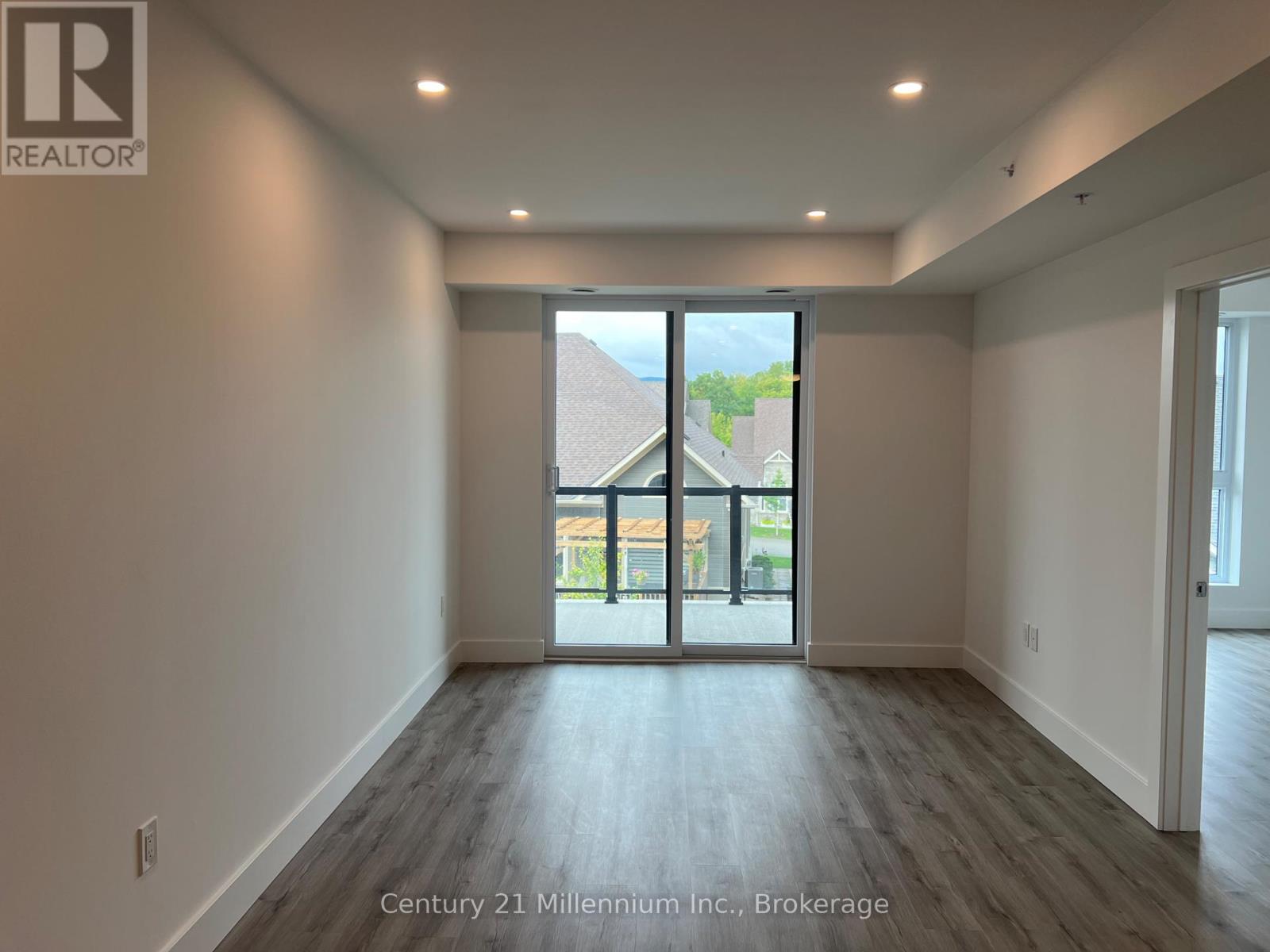 217 - 4 Kimberly Lane, Collingwood, Ontario  L9Y 5T6 - Photo 8 - S12391207