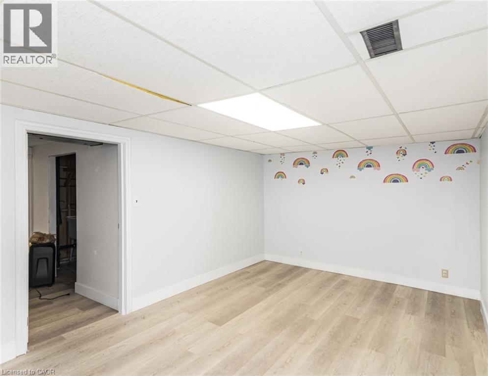 25 Bryna Avenue Unit# F, Hamilton, Ontario  L9A 4W9 - Photo 20 - 40767783