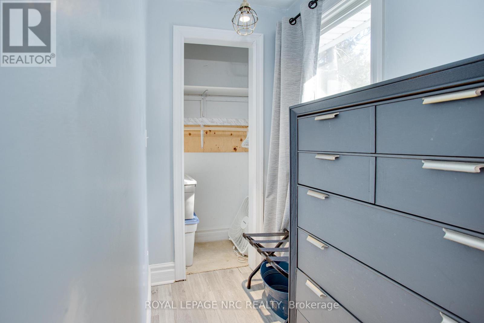 3776 Fairfield Avenue, Fort Erie, Ontario  L0S 1B0 - Photo 13 - X12391145
