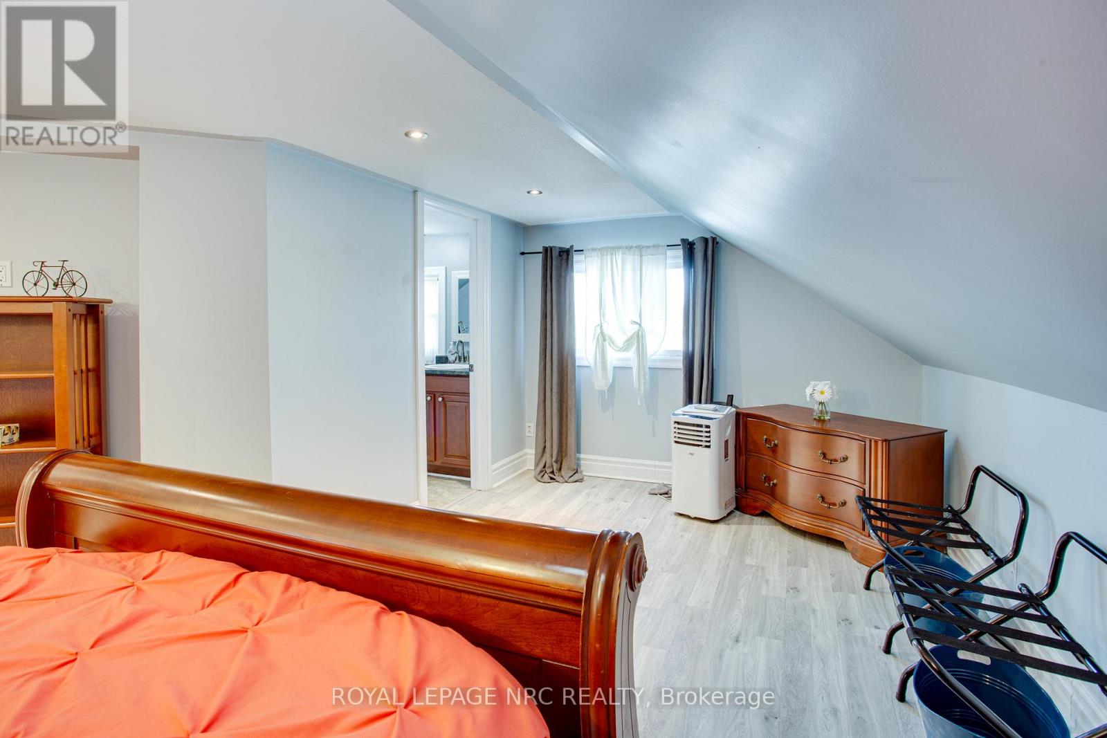 3776 Fairfield Avenue, Fort Erie, Ontario  L0S 1B0 - Photo 20 - X12391145