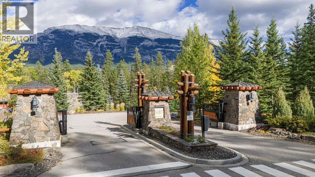 163 Cairns Landing, Canmore, Alberta  T1W 3J9 - Photo 4 - A2217947