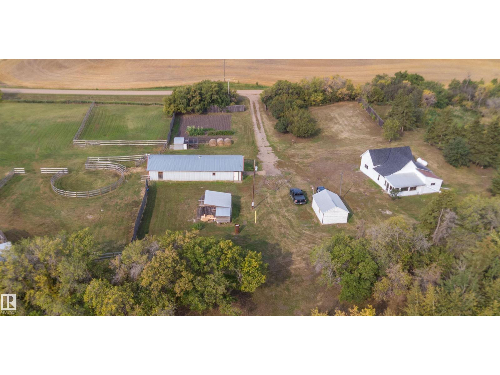534065 174 Range Road, Rural Lamont County, Alberta