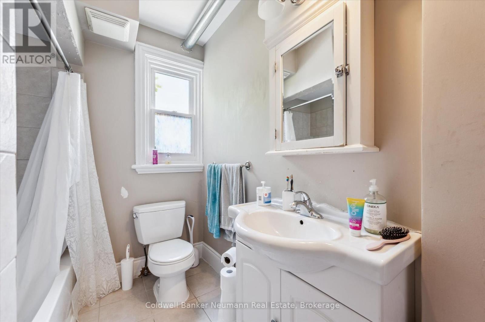 7 Cambridge Street, Guelph, Ontario  N1H 2T8 - Photo 19 - X12391032