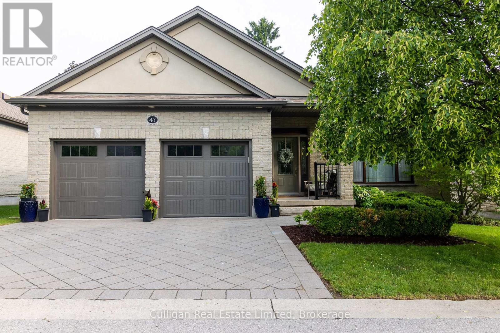 Unit #47 - 181 Skyline Avenue, London North, Ontario  N5X 0B2 - Photo 2 - X12391072
