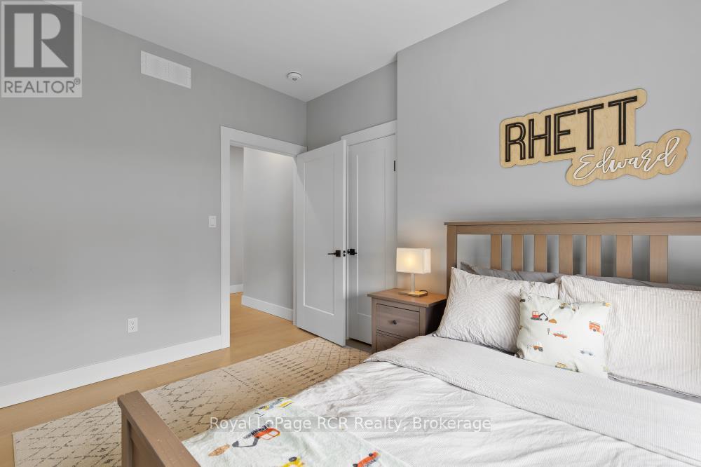 13 Jonathan Crescent, South Bruce, Ontario  N0G 2J0 - Photo 25 - X12391170