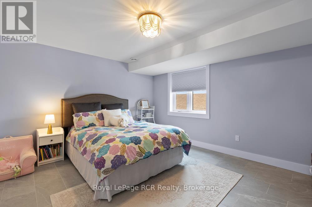 13 Jonathan Crescent, South Bruce, Ontario  N0G 2J0 - Photo 29 - X12391170