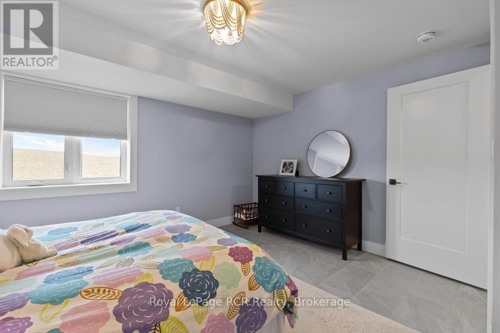 13 Jonathan Crescent, South Bruce, Ontario  N0G 2J0 - Photo 31 - X12391170