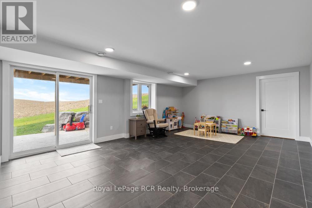 13 Jonathan Crescent, South Bruce, Ontario  N0G 2J0 - Photo 32 - X12391170