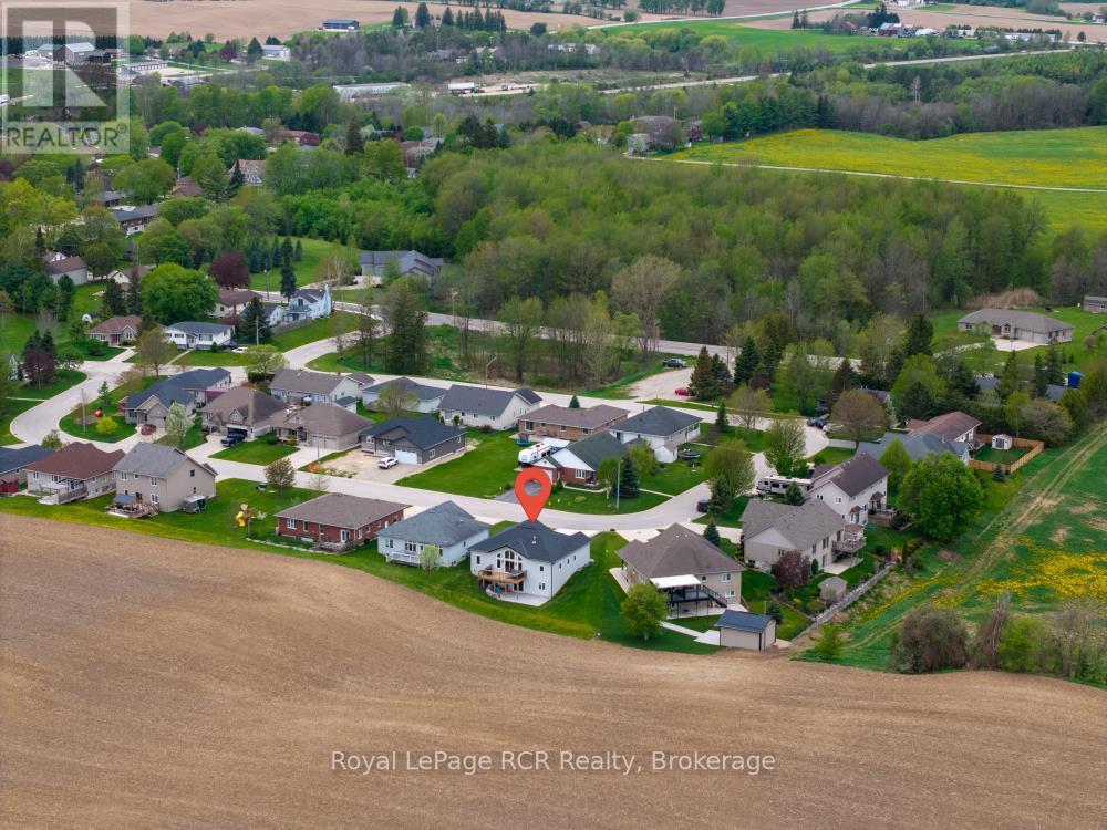 13 Jonathan Crescent, South Bruce, Ontario  N0G 2J0 - Photo 41 - X12391170