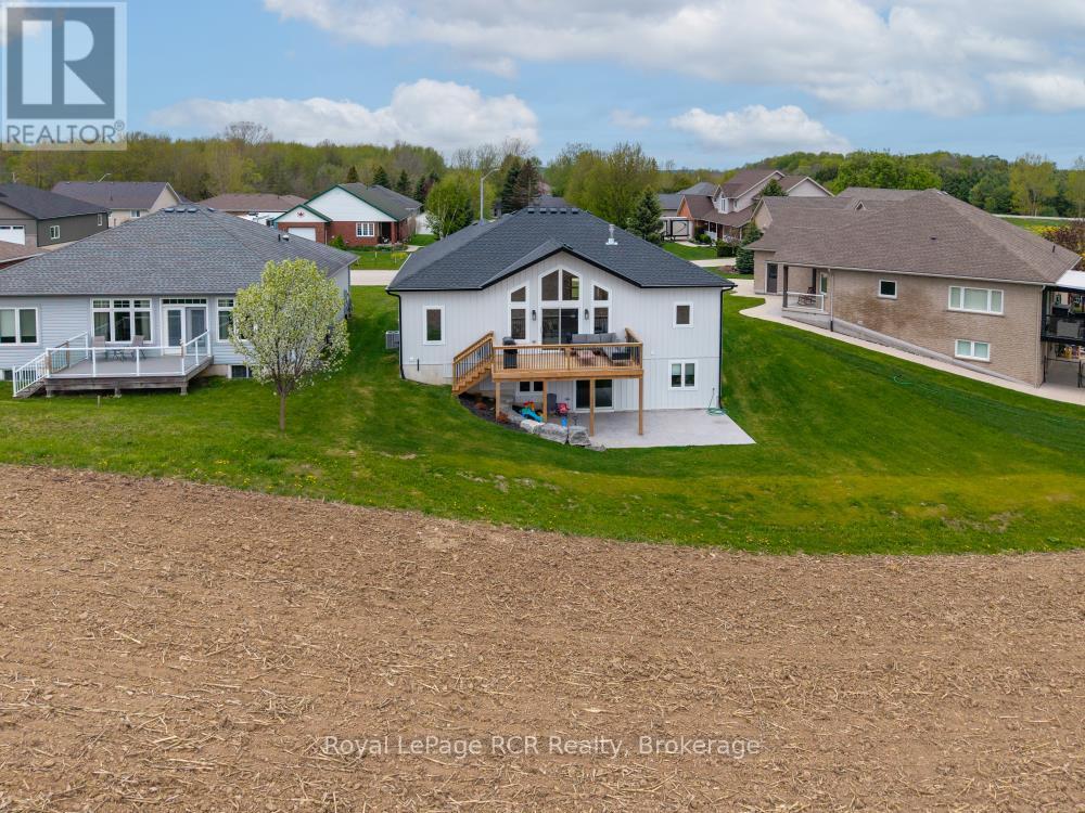 13 Jonathan Crescent, South Bruce, Ontario  N0G 2J0 - Photo 46 - X12391170