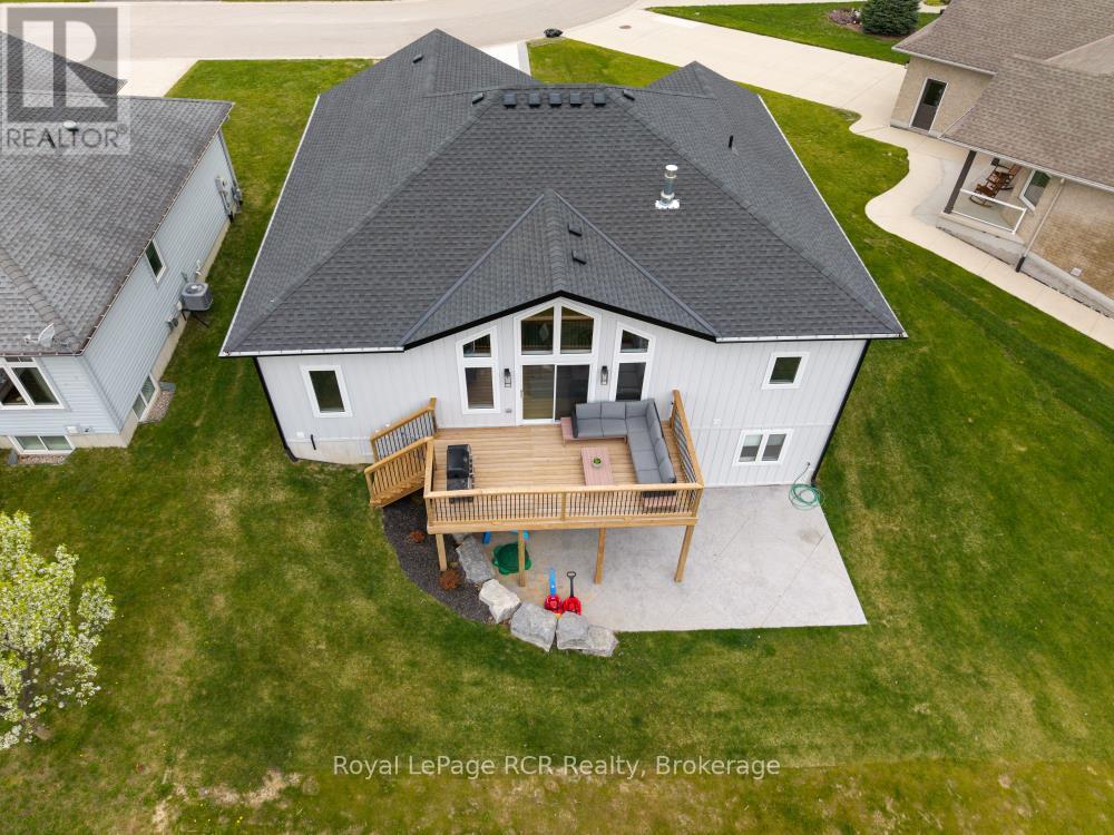 13 Jonathan Crescent, South Bruce, Ontario  N0G 2J0 - Photo 49 - X12391170