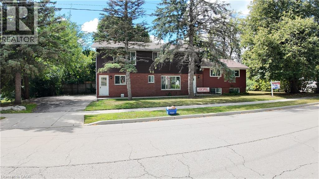 379 Holly Street, Waterloo, Ontario  N2L 4G5 - Photo 2 - 40761936