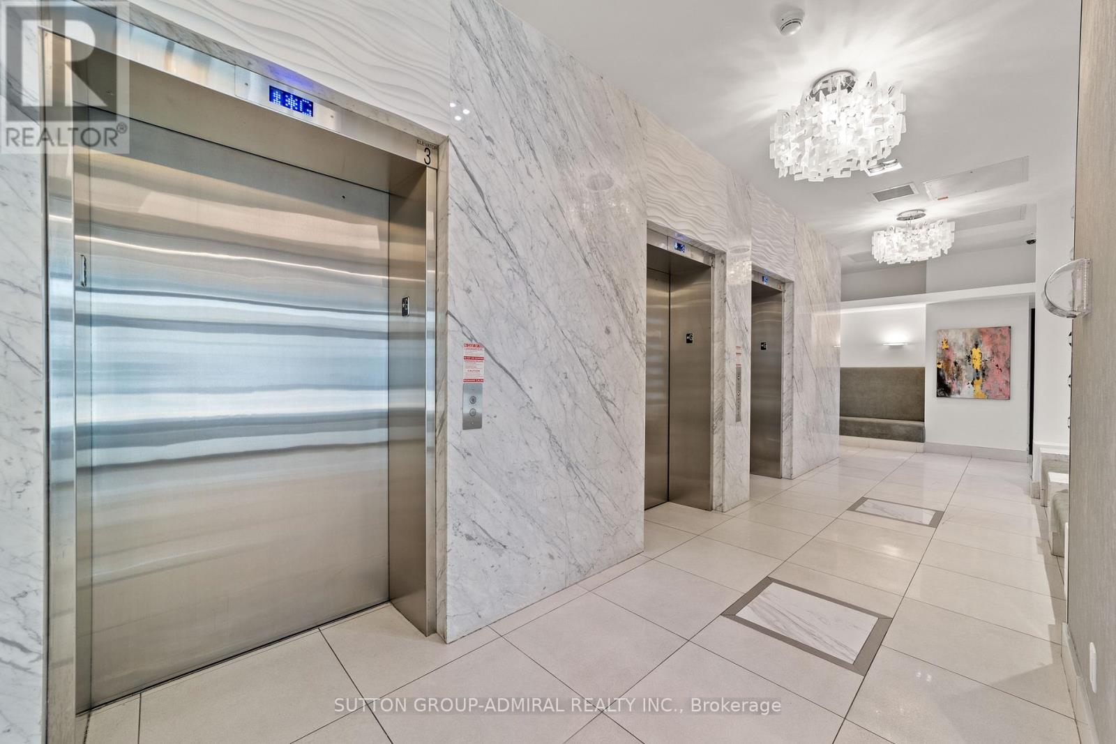 916 - 9618 Yonge Street, Richmond Hill, Ontario  L4C 0X5 - Photo 11 - N12390927