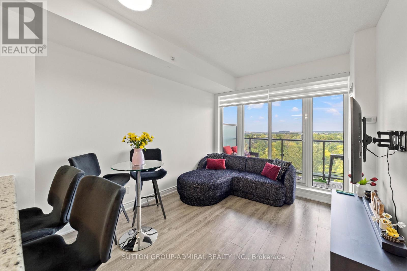 916 - 9618 Yonge Street, Richmond Hill, Ontario  L4C 0X5 - Photo 23 - N12390927