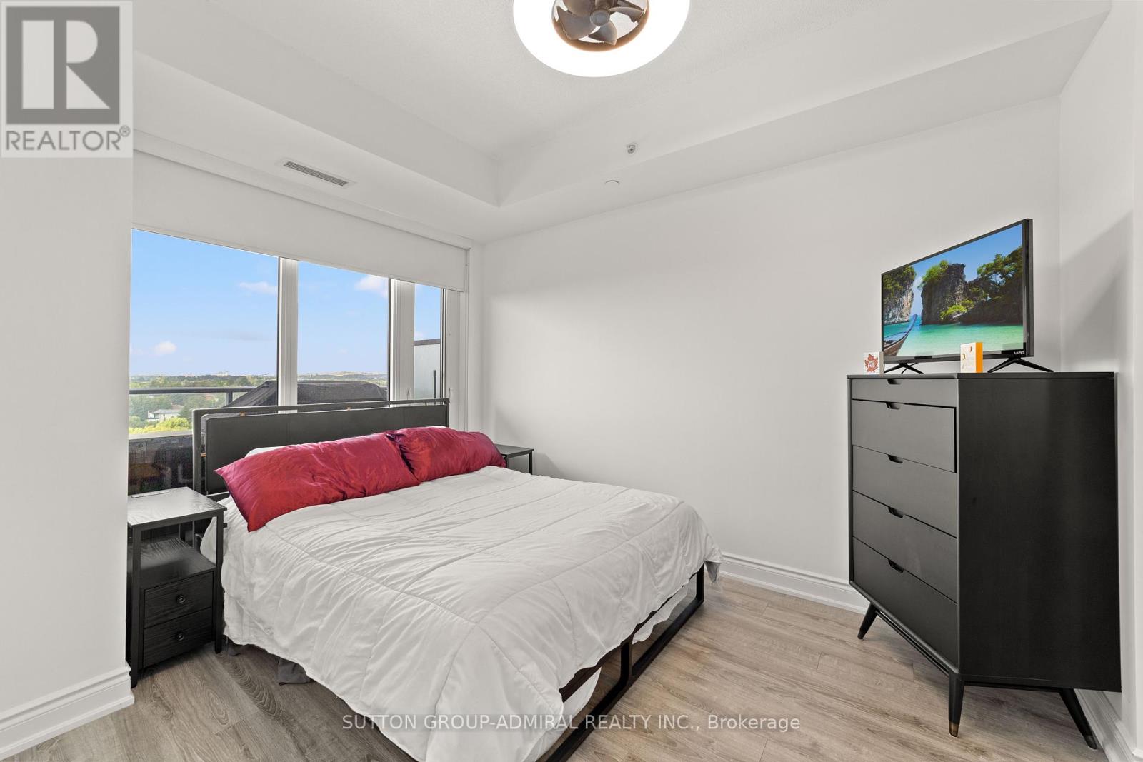 916 - 9618 Yonge Street, Richmond Hill, Ontario  L4C 0X5 - Photo 33 - N12390927