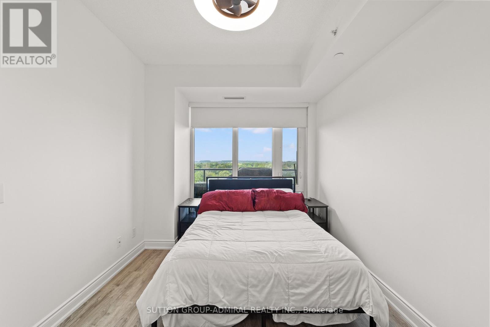 916 - 9618 Yonge Street, Richmond Hill, Ontario  L4C 0X5 - Photo 34 - N12390927
