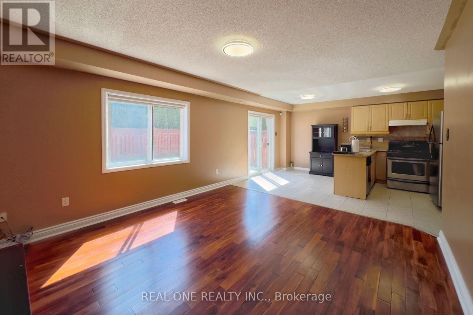 191 Flagstone Way, Newmarket, Ontario  L3X 2Z7 - Photo 8 - N12390947
