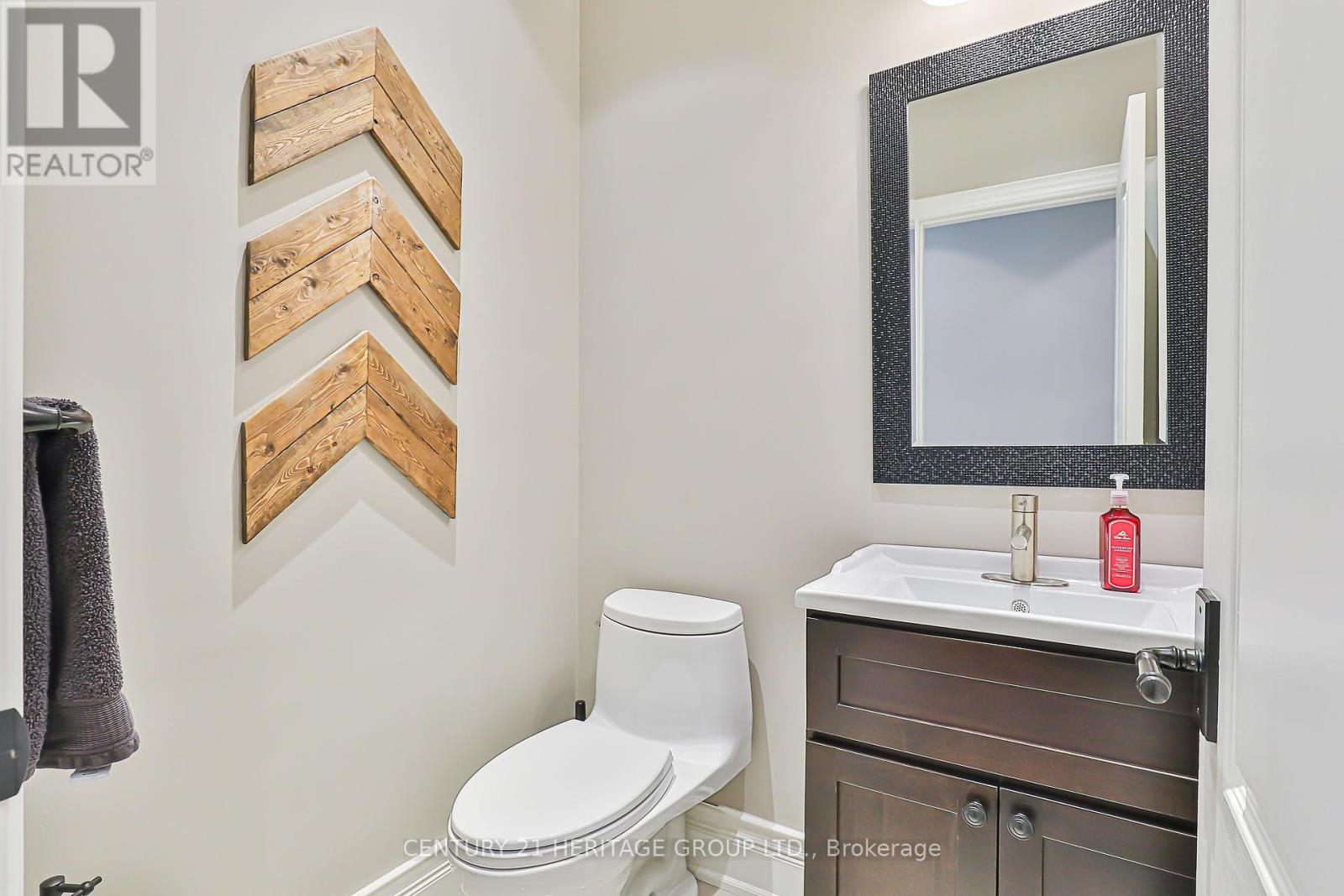 35 Watts Meadow, Aurora, Ontario  L4G 7L7 - Photo 15 - N12391010